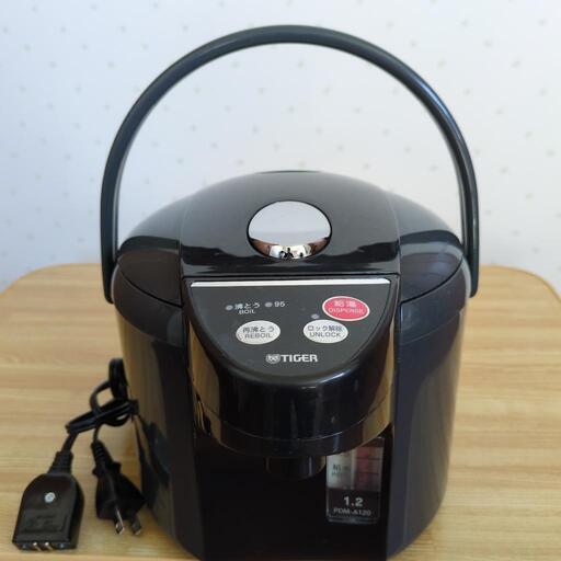 ✨良品✨タイガーマイコン電動ポット　1.2L