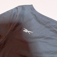 Reebok  レディース　スポーツウェア  ブラック　Mの画像