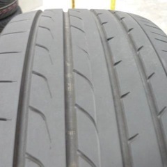YOKOHAMA BluEarth 
タイヤ　225/60R18 2本セットの画像