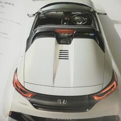 車カタログの画像