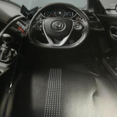 車カタログの画像