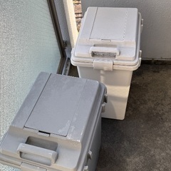 ゴミ箱×2個