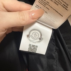 MONCLER 赤ダウンジャケット フード付き　hiroshi fujiwaraの画像