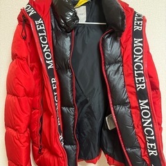 MONCLER 赤ダウンジャケット フード付き　hiroshi ...