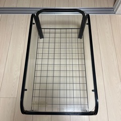 ガラステーブル