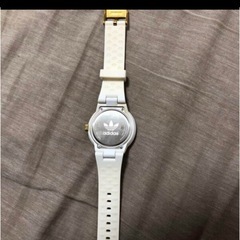 adidas 腕時計の画像