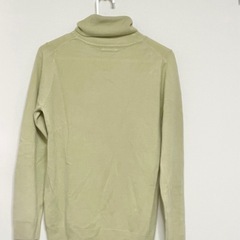 セーター （黄緑）の画像