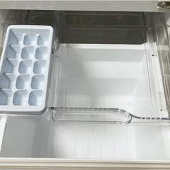 (送料無料) 2021年製 極美品 146L 冷蔵庫 MITSUBISHI 横取りポケット 省エネ仕様 ⑦の画像