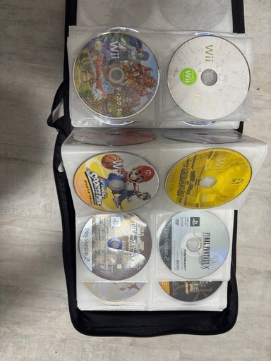 WiiU/PS/PS2/など ソフト ディスクのみ 約190 枚 大量 まとめ 半ジャンク （収納ボックス付き）
