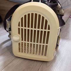 ペットキャリー