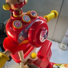 子供用具　三輪車　アンパンマンの画像