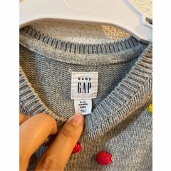 GAP ニット 6~12ヶ月の画像