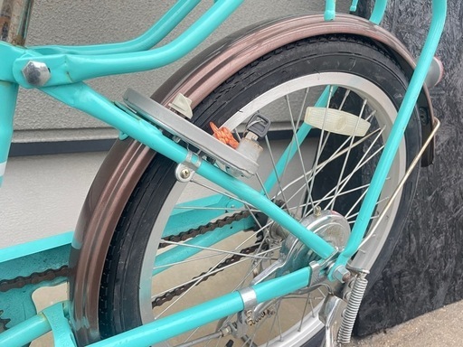 子供自転車　20インチ　カゴ付き　鍵付き