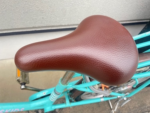 子供自転車　20インチ　カゴ付き　鍵付き