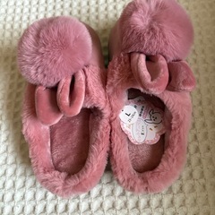新品モコモコスリッパ