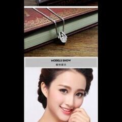 ≒j→→→m43-1/ダイヤモンドｃｚ大粒アーチペンダントC＊Bの画像