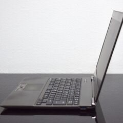 TOSHIBA定番Corei5最新Windows11メモリ4GB高速SSD120GBカメラ搭載Wifi接続可能の画像