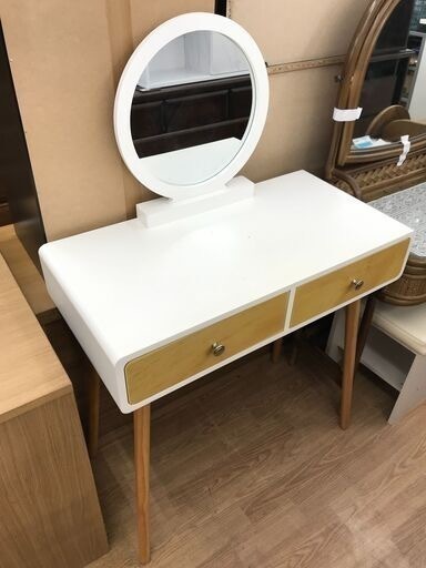 鏡付きドレッサー