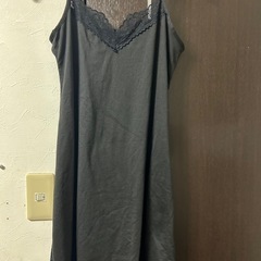 【新品】スリップ　黒  レース