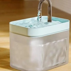 ペット用自動給水器 猫 小型犬 給水器 ステンレス 自動 水飲み器 ペット給水器 猫自動給水器 犬自動給水器 静音 軽量 濾過 大容量 加温出来の画像