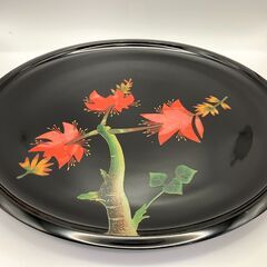 漆塗り 31cm お盆 手描き花柄デザインの画像