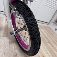 【トイザらス】14インチ 子供用自転車 RAISE アルバニー　補助輪付き の画像