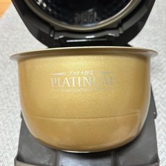 ZOJIRUSHI 象印 IH炊飯ジャー NP-VU10 5合炊き 炊飯器
の画像