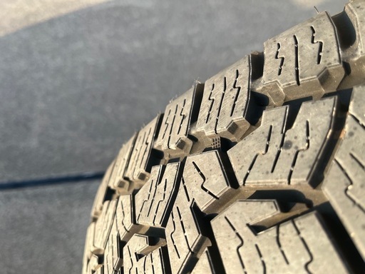 2023年製　バリ溝　TOYO オープンカントリーA/TⅢ 225/65R17 4本セット　ホワイトレター　トーヨー　RAV4 ハリアー　エクストレイル　CX-5 CX-8 CR-V レガシィアウトバック　　　