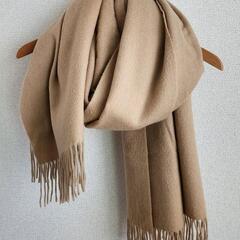 【美品】大判 ウール100% ベージュ マフラーの画像