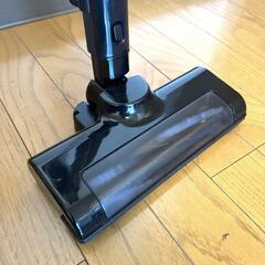 【数回使用のみ】アイリスオーヤマ　充電式サイクロンクリーナー SCD-184P-Bの画像