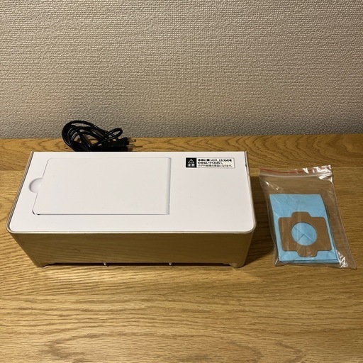 ［クイックルワイパーで集めたゴミの吸引に］電気ちりとり