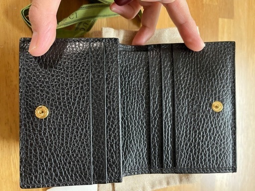GUCCI 二つ折り財布