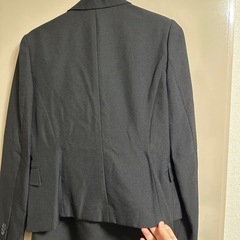 STARWAY ブラックスーツ　スカート、シャツ付　11号の画像