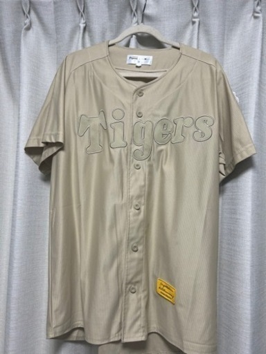 レア/美品】阪神タイガース アーバンリサーチ 限定ユニフォーム