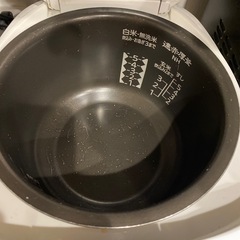 炊飯器の画像