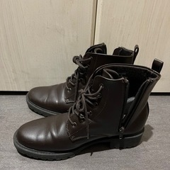 GU ブーツの画像