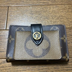 ルイヴィトン　2つ折り財布