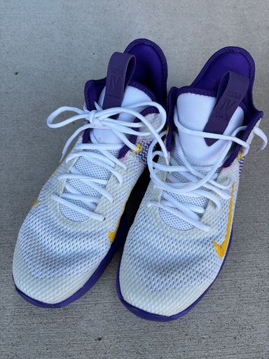 ナイキ メンズ レブロン ウィットネス４ Nike LeBron バッシュ　レイカーズ　レーカーズ