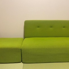 2人がけローソファー(オットマン付き)の画像