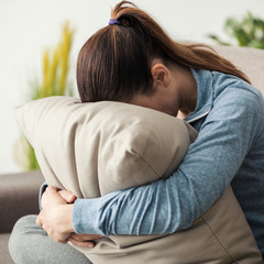 もう限界……でも辞めるわけにもいかない - 助け合い