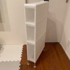 隙間収納　段差をまたげる隙間ストッカー