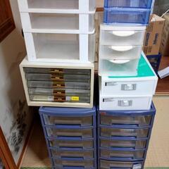 書類ケース・衣類収納ケース まとめて（2枚目あり）