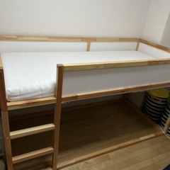 IKEA ベッドの画像