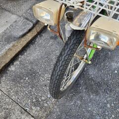 ＳＨＩＮＫＯ　ママチャリ　２０インチ　ライト　カゴ　付き　緑　配達可能の画像