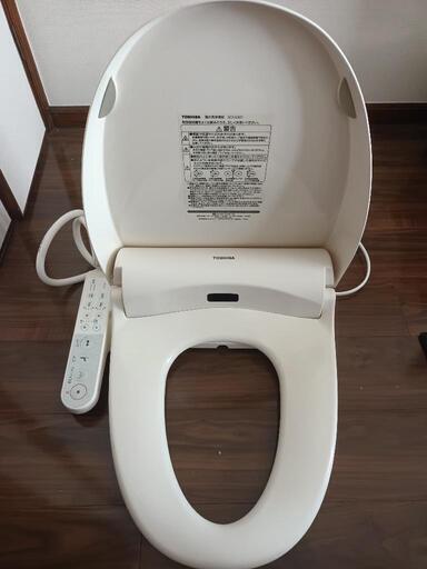 TOSHIBA 東芝 温水ウォシュレット scs-s301 アイボリー