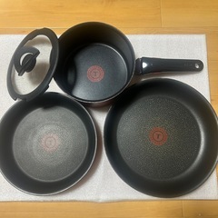 sold out【やや傷や汚れあり】ティファール　フライパン　セ...