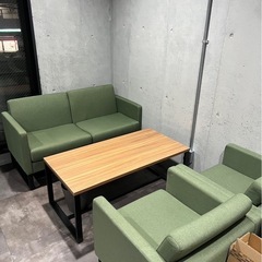定価13万、ほぼ新品応接セット