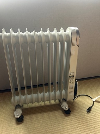 山善　オイルヒーター