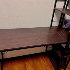ラック付きデスク
