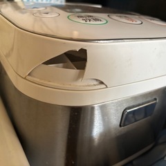 【受け渡し決定】Haier 3合炊きマイコンジャー炊飯器の画像